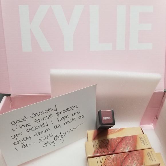 Boy Bye Velvet Lipstick - Picture 2 of 8